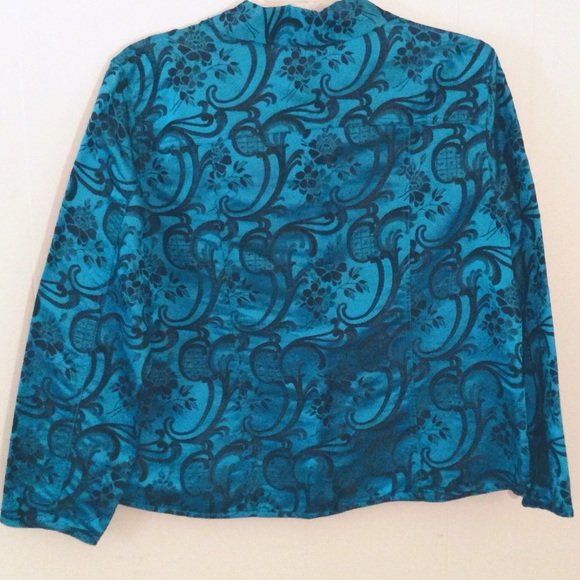 🌺SOLD🌺Chico’s | Blue Floral Print BlazeR - Picture 2 of 4